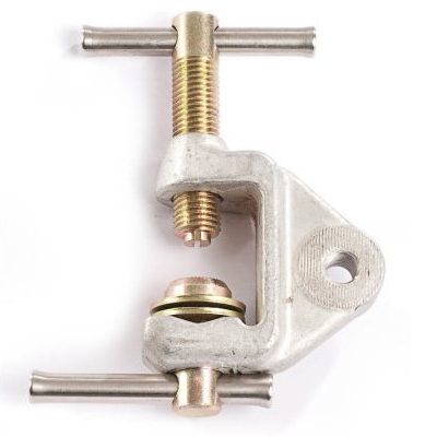 Penetrating Earthing Clamp